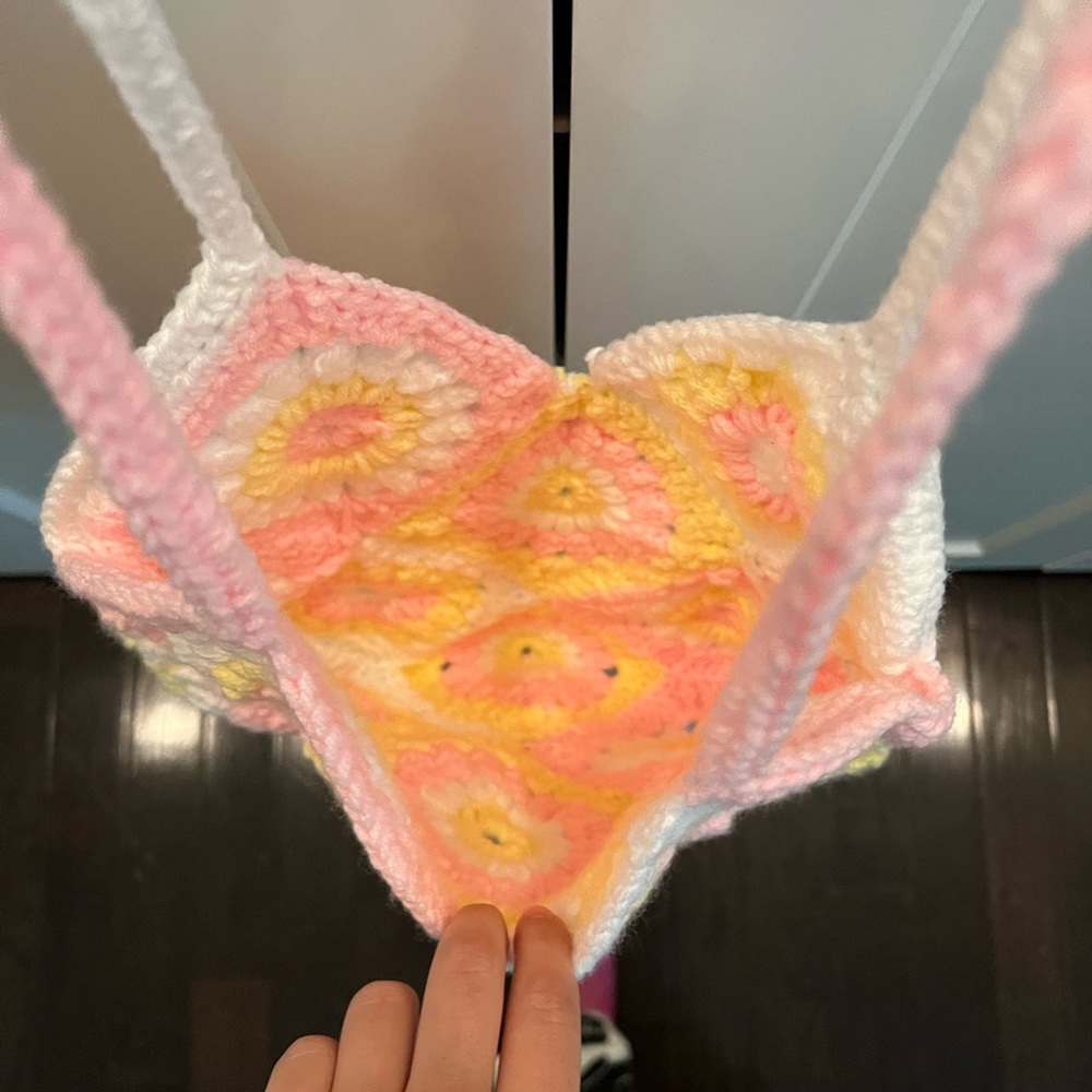 Handmade Crocheted Bag - Picture 3 of 4